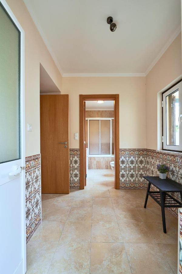 Spacious And Renovated Apartment With Amazing Patio, By Timecooler Lisbon Exterior photo