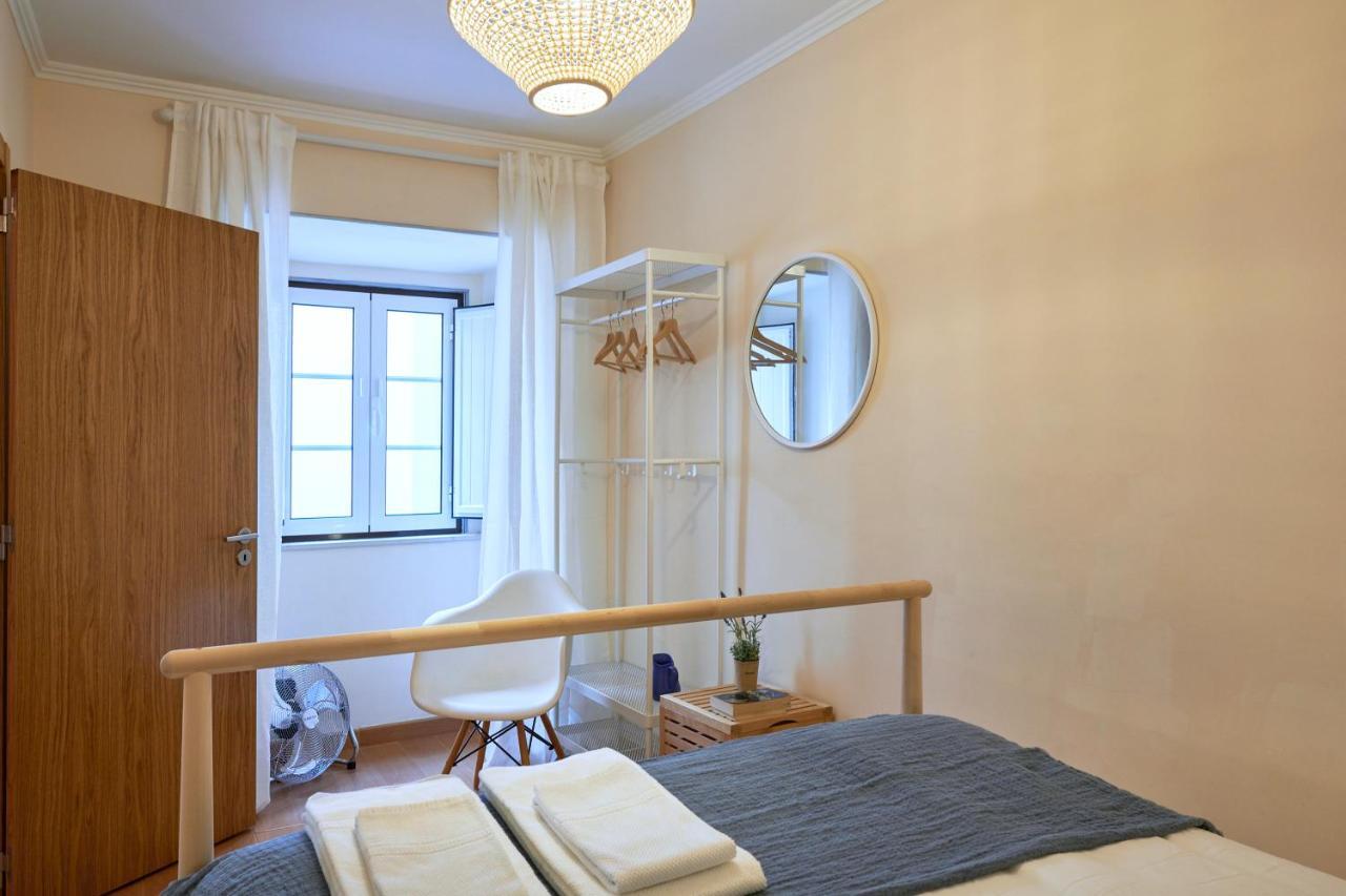 Spacious And Renovated Apartment With Amazing Patio, By Timecooler Lisbon Exterior photo