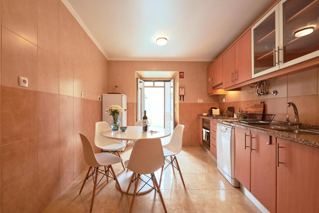 Spacious And Renovated Apartment With Amazing Patio, By Timecooler Lisbon Exterior photo